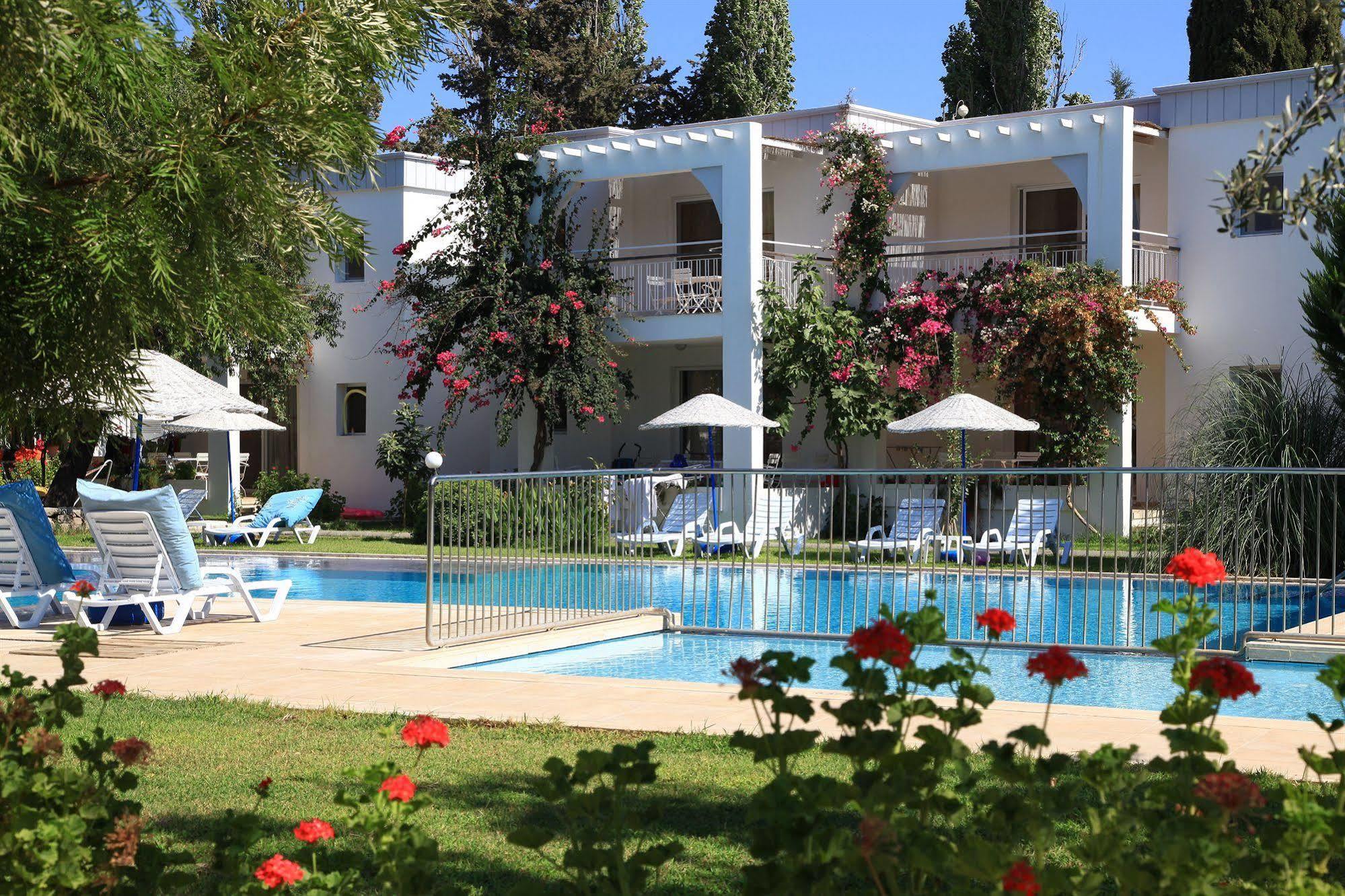 Muskebi Apart Otel Ortakent Exteriér fotografie