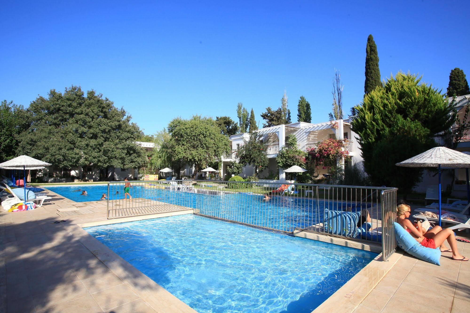 Muskebi Apart Otel Ortakent Exteriér fotografie